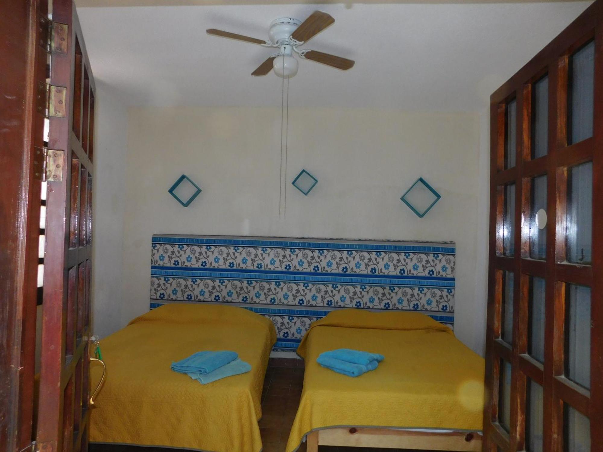 Casona Luciernaga-Casa De Huespedes Pension León Buitenkant foto
